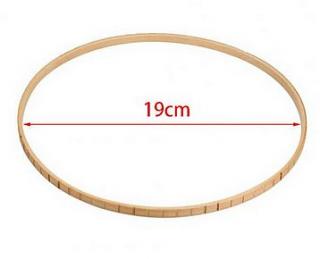 Dřevěný rám - kruh na pletení a lapače Délka: 19 cm