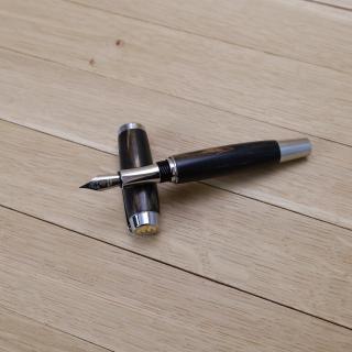 Dřevěné pero Gentleman – bříza 42