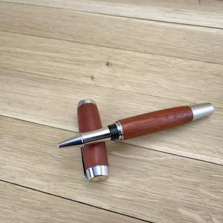 Dřevěné pero Gentleman – padouk Africký 29