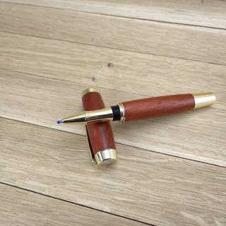 Dřevěné pero Gentleman – padouk Africký 58