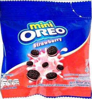 Oreo Mini sušenky s jahodovou příchutí v pytlíčku 20,4g