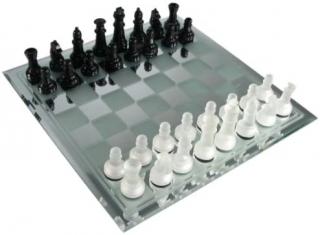 Skleněné šachy Glass Chess