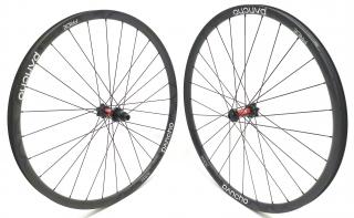 1265g Karbonová zapletená kola PANCHOWHEELS PRIDE 29, náboje DT 240EXP straightpull boost, Sapim CX Ray Typ ořechu: Shimano/SRAM