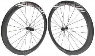 1336g Karbonová plášťová zapletená kola DUKE Baccara ULTRA 48C SLS2 DISC, DT Swiss 180 EXP DISC ROAD, Sapim CX Ray Typ ořechu: Shimano/SRAM