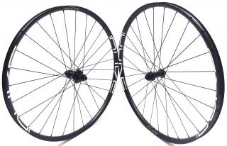 1560g Zapletená kola DUKE Lucky Star HD 6TERS, náboje JAVAX boost sp, Sapim CX Ray Typ ořechu: Shimano/SRAM