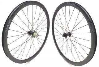 1648g Zapletená kola PANCHOWHEELS SPIRIT 35 DISC, náboje Hope RS4 CL Typ ořechu: Shimano/SRAM