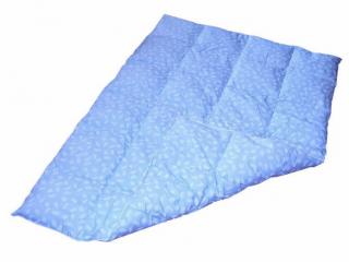 Péřová přikrývka 100x140 cm modrá s bílými peříčky Obsah prachového peří: 10% prachového peří, zbytek obsahuje kvalitní husí drané peří