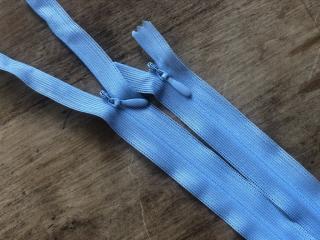 Blankytně modrý skrytý zip 22cm, 35cm, 50cm, 60cm delka zipů: 35 cm