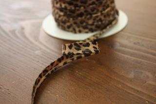 Saténová výpustka  leopard , 3 mm