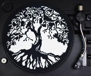 Slipmat - strom