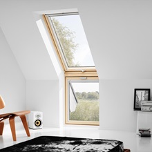 Svislé dřevěné doplňkové okno VELUX VFE 3066 rozměr: PK35 94x95 cm