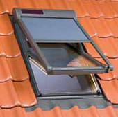 Venkovní markýza FAKRO AMZ II SOLAR rozměr: 94x118 cm