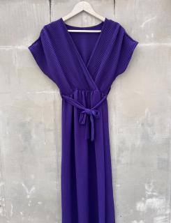 dlouhé šaty Debbie Barva: tmavá fialová