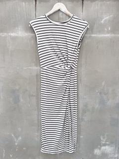 krátké šaty Marlen Barva: šedá