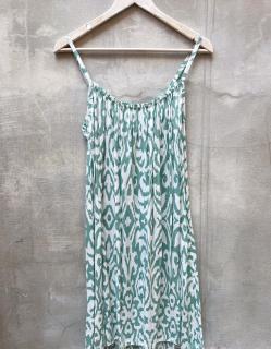 krátké šaty Norah Barva: světle zelená