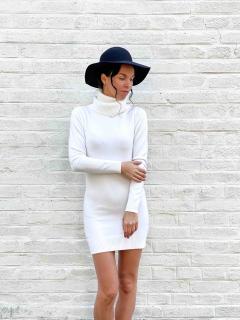 pletené rolákové šaty Belen Barva: Bílá