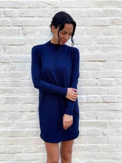 pletené šaty Meda Barva: tmavě modrá