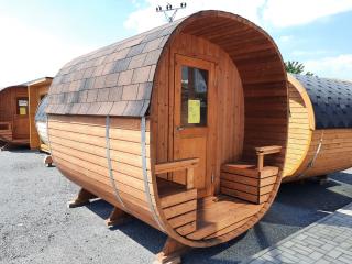 HIT CENA! Sudová sauna 2,7x2,4m, Thermowood, LED světla, smontovaná