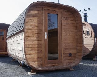 Venkovní sauna Nelio 4x2,2 m, smrk Sauna: Rozložená v balíku na vlastní montáž