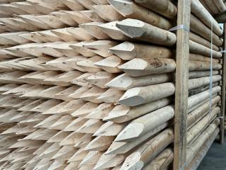 Dřevěný kůl ke stromům Rozměr: 6 x 125 cm