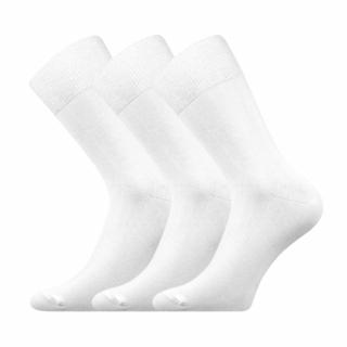 Společenskéí ponožky 3 kusy v balení Boma Radovan bílá Velikost: 43-46