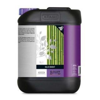 Atami B´cuzz Silic Boost 5l, doplněk křemík (B'cuzz Silic Boost je stabilní produkt z křemíku ve vstřebatelné formě pro rostliny. Je výborným doplňkem k pravidelnému hnojení. Má posilující účinek na rostliny, takže jsou méně náchylné na abiotické stresy.)