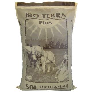 BioCanna BioTerra Plus 50L, pěstební substrát (BIO Canna Terra Plus je 100% biologický a ekologický substrát. Je to směs nejkvalitnějších druhů rašeliny, drcené kůry a kokosových vláken.)