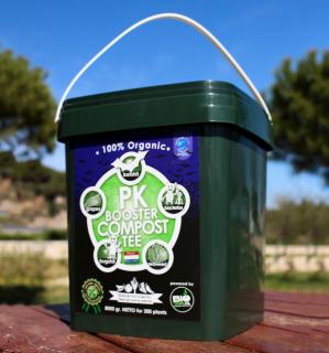 Biotabs PK Booster Compost Tea 9000ml (Účinný koktejl extrémně koncentrovaného kompostu. Posiluje zdravý růst rostlin a zvyšuje úrodu.)