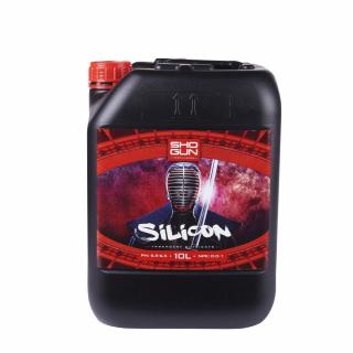 Shogun Silicon 10L, doplněk křemík (Extrémně koncentrovaný a navržený pro maximální příjem rostlinami, vytváří SHOGUN Silicon výrazně zvýšenou pevnost buněčných stěn, která poskytuje základ pro silný zdravý vývoj a maximální odolnost vůči okolnímu)