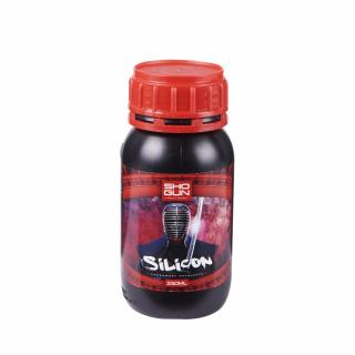 Shogun Silicon 250ml, doplněk křemík (Extrémně koncentrovaný a navržený pro maximální příjem rostlinami, vytváří SHOGUN Silicon výrazně zvýšenou pevnost buněčných stěn, která poskytuje základ pro silný zdravý vývoj a maximální odolnost vůči okolnímu)