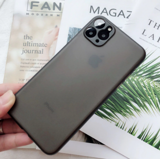 Ultra tenký transparent kryt pro Apple iPhone 11 Pro Barva: Černá