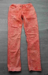kalhoty červené batikované vel 152