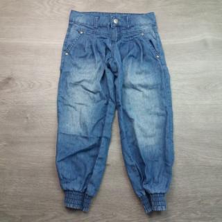 kalhoty lehké žíhané modré OKAY vel 116 (kalhoty OKAY)