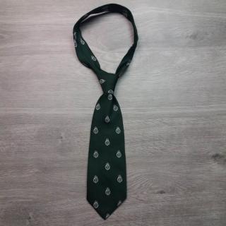 kravata tmavě zelená s logy