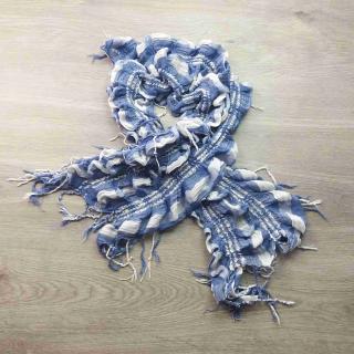 šátek modrý pruhovaný s žabičkováním