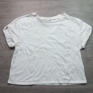tričko kr.rukáv do pasu  bílé s vyšitými květy TOPSHOP vel XS (tričko TOPSHOP)