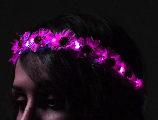 Svítící květinová čelenka do vlasů | Růžová