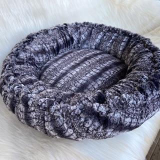Luxusní kožešinový pelíšek pro psa, zvířecí vzor