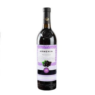 Polosladké červené víno z černého rybízu Armenia (Armenia Black currant Semi-Sweet)