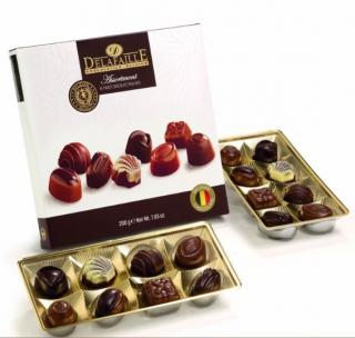 Delafaille - Čokoládové belgické pralinky 200g (Bonboniéra obsahuje plněné belgické pralinky z mléčné, hořké a bílé luxusní čokolády v krabičce s vloženou kartou.)