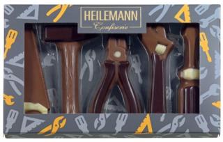 Heilemann kutil - nářadí 100g  (Miniaturní nářadí z jemné mléčné čokolády s dokonalými detaily z hořké a bílé čokolády.)