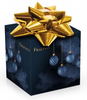 Výběr italských pralinek se zlatou rozetou - Modré Vánoce, stromeček 210g - DMT 28.02.2025 (Bonboniéra obsahuje čokoládové plněné pralinky s krémovou náplní v dárkové krabičce s vánočním motivem )