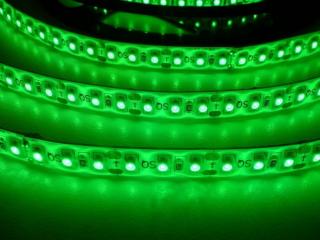 LED pásek 4,8W/m 12V jedno barevný, barevné variace | MaxLumen.cz Barva světla: zelená