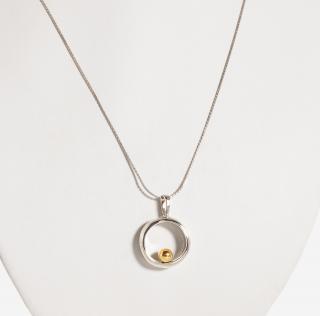 Dámský stříbrný minimalistický náhrdelník Golden se zlatem Délka řetízku: nad-70cm
