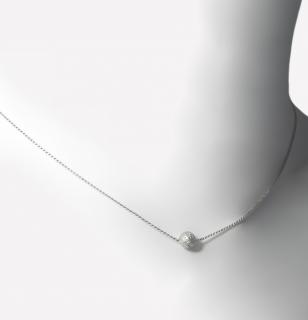 Dámský stříbrný minimalistický náhrdelník Luna se stříbrnou kuličkou Délka řetízku: 60-65cm