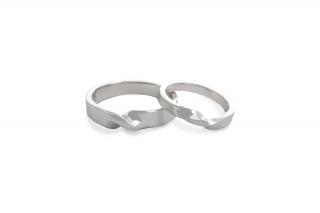 Stříbrné snubní prsteny Split Materiál: Zlato 585/1000, Velikost prstenu: 58 (18,5mm)