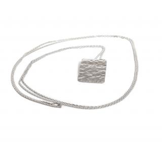 Stříbrný tepaný náhrdelník Hammer Délka řetízku: 50-55cm