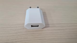 Adaptér na USB s CZ koncovkou, bílá