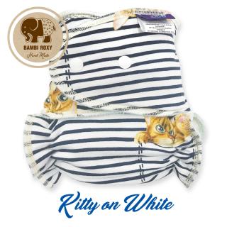 Kalhotová plena Bambi Roxy na patentky - Kitty on white (Jednovelikostní plena - obsahuje dlouhou bamusovou vkládací plenu)