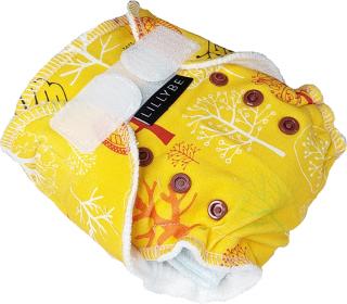 Novorozenecká kalhotová plena Lillybe na suchý zip - Stromy na žluté (Neobsahuje vkládací plenu)